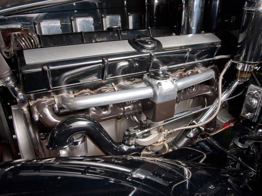  Cadillac Series 452 V16 Roadster by Fleetwood 1930 года  (фото 17 из 17)
